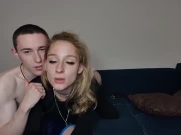 couple Nude Web Cam Girls Do Anything On Chaturbate with nicky_rayder